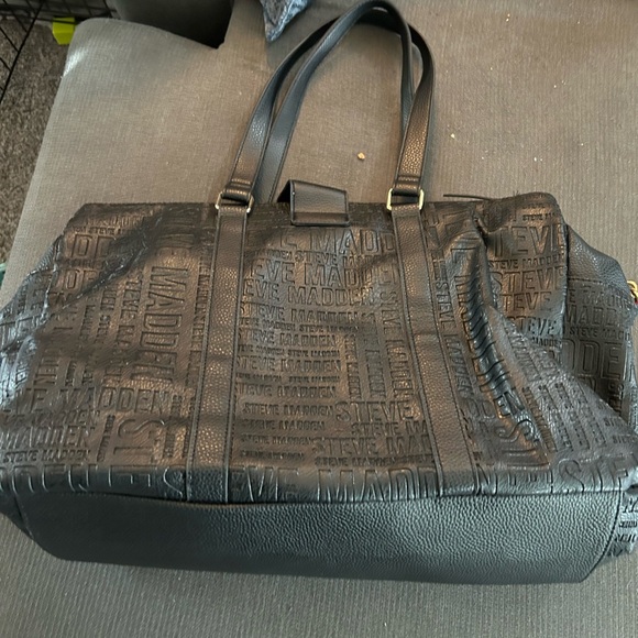 Steve Madden - Picture 2 of 5